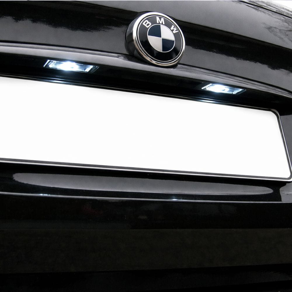 Logo BMW blanco y negro para maletero de X5 E53 de 78 MM