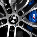 Tapa bujes BMW blanco y negro de 68 MM para centro de ruedas