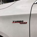 Emblema TURBO AMG para aletas laterales negro brillo y rojo con AMG cromado
