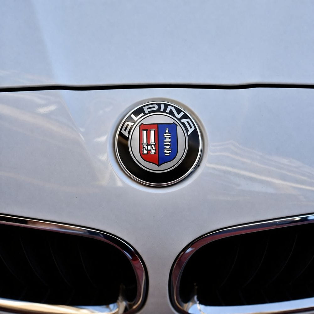 Insignia BMW Alpina de 82 MM para capó o maletero de BMW