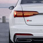 Logo A6 con cuadrado rojo acabado S Line para portón trasero