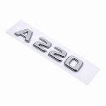 Insignia A220 cromada para portón trasero de Mercedes