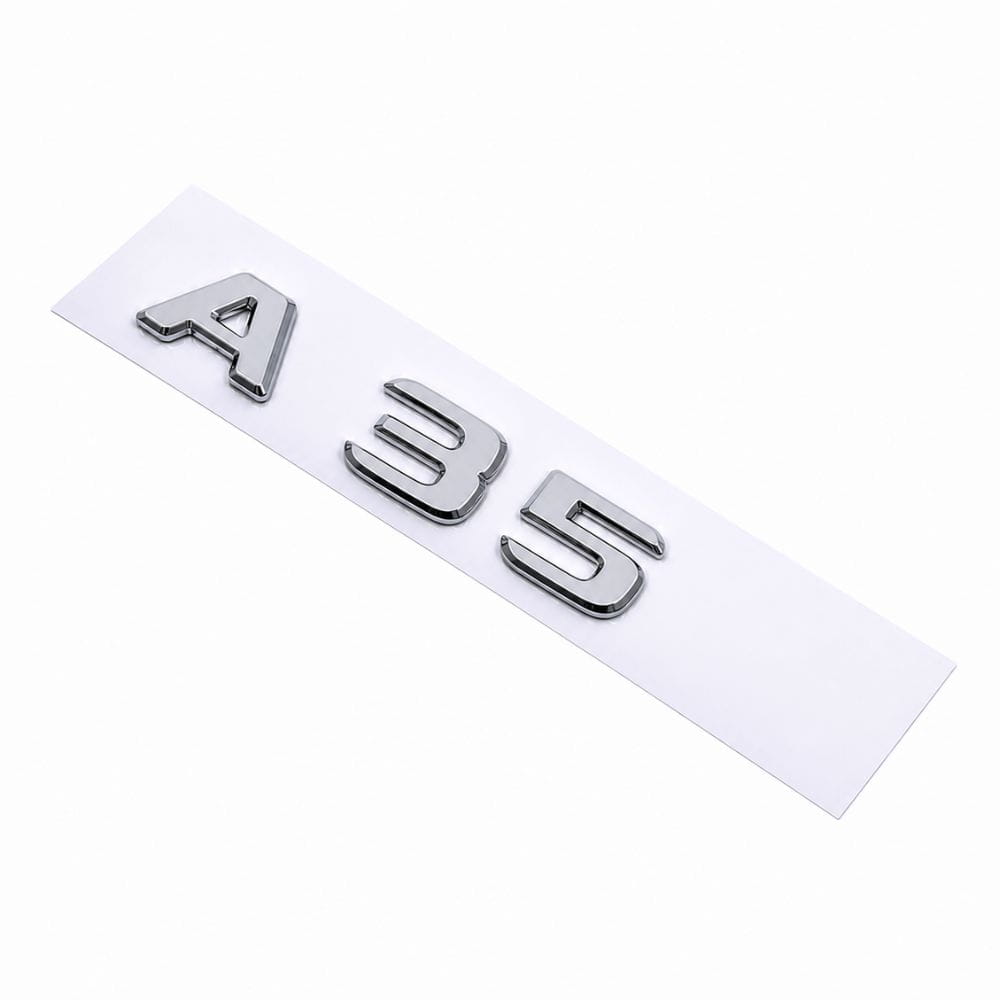 Insignia A35 cromada para portón trasero de Mercedes