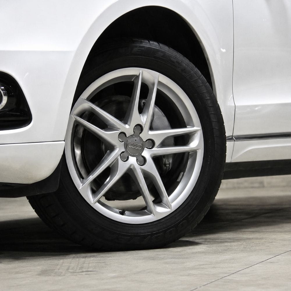 Emblema Audi 135 mm tipo estrella beige para llantas originales