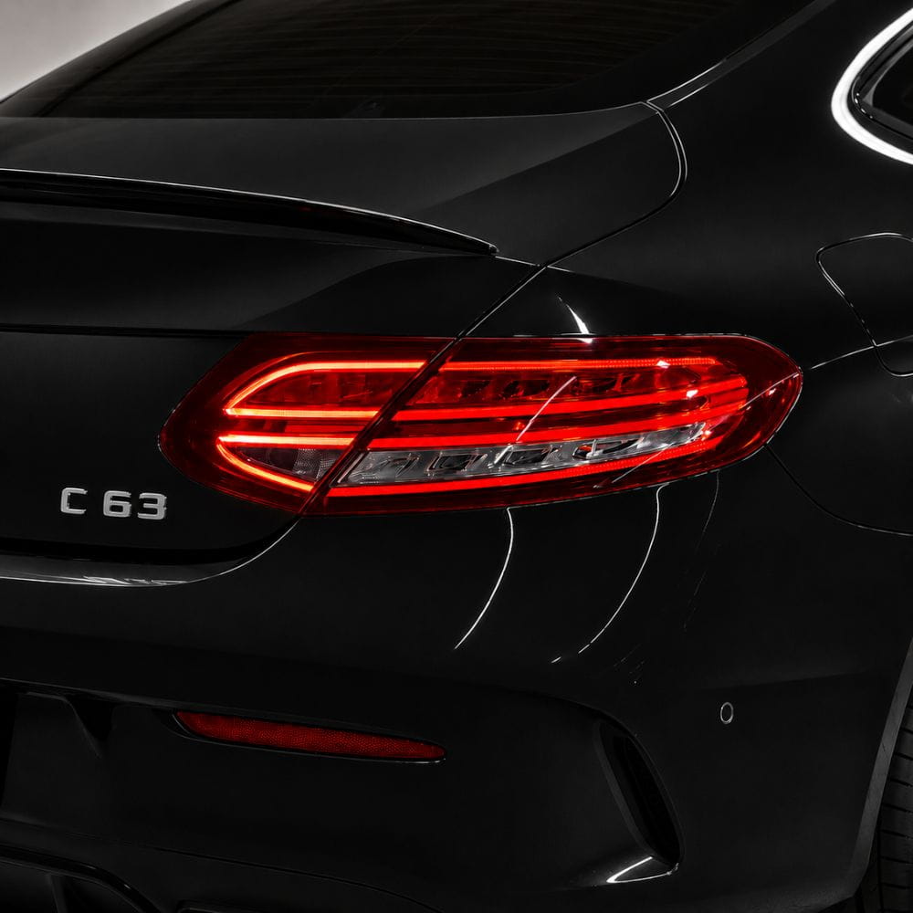 Emblema C63 color cromado para la parte trasera de Mercedes Benz Clase C C63 AMG