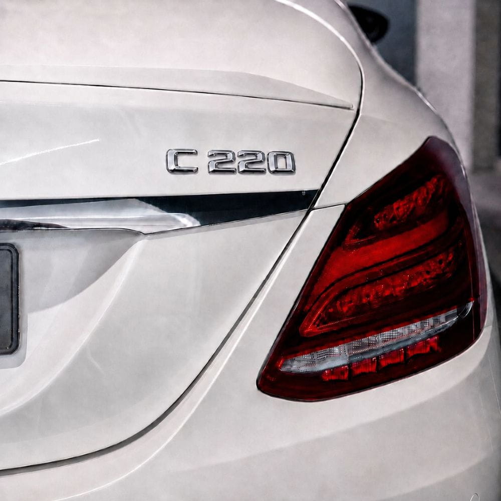 Emblema C220 color cromado para la parte trasera de Mercedes Benz Clase C C220