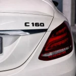 Emblema C160 color negro brillo para la parte trasera de Mercedes Benz Clase C C160