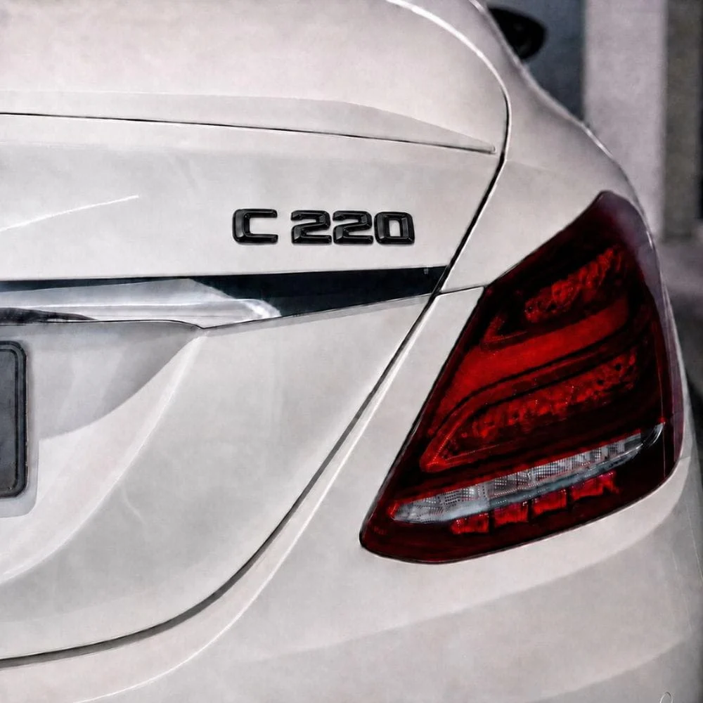 Emblema C220 color negro brillo para la parte trasera de Mercedes Benz Clase C C220