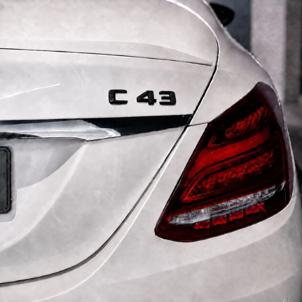 Emblema C43 color negro para la parte trasera de Mercedes Benz Clase C C43 AMG