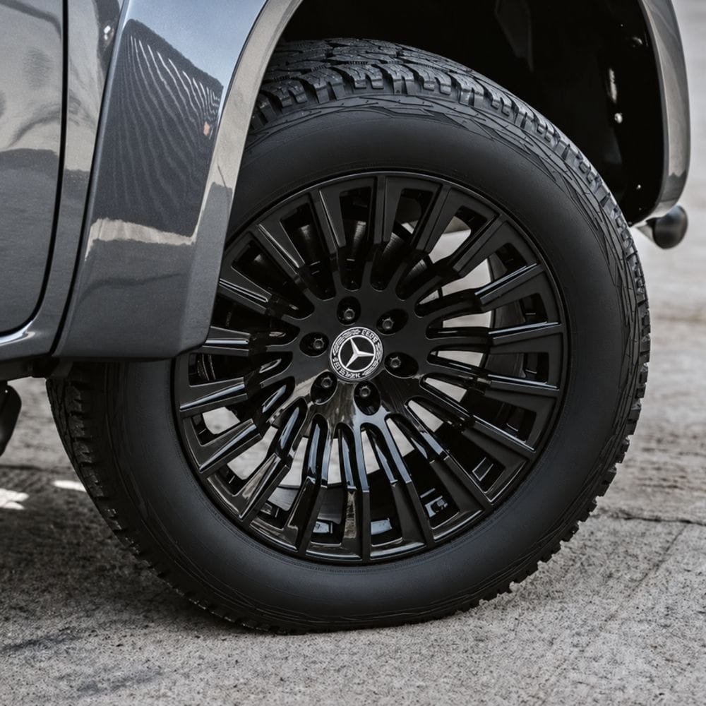 Adhesivos Mercedes con diseño de laurel negro de 65 mm para llantas Mercedes Benz