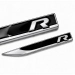 Emblema R negro y cromado para aletas laterales de VW Golf, Scirocco, Tiguan y Polo.