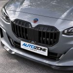Pack de emblemas 50 Aniversario con acabado en carbono para BMW Serie 2 U06 Active Tourer.