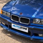 Pack de emblemas 50 Aniversario con acabado en carbono para BMW Serie 3 E36 coupé, berlina y compact.