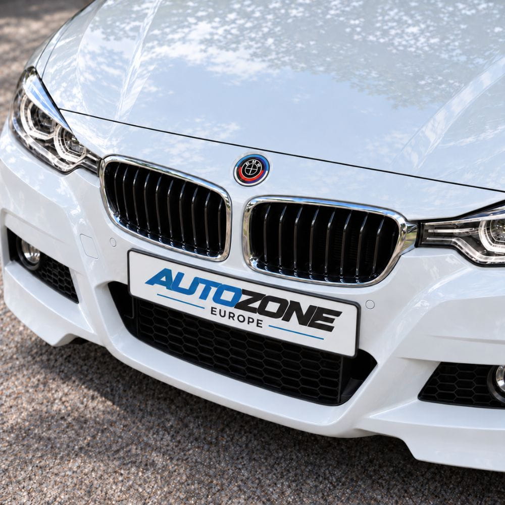 Kit de insignias 50 Aniversario en fibra de carbono negra para BMW F30, F31 y M3 F80.