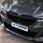 Kit de insignias conmemorativas 50 Aniversario en fibra de carbono negra para BMW Serie 3 G21 Touring.