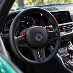 Kit de insignias conmemorativas 50 Aniversario en fibra de carbono negra para BMW M3 G80.